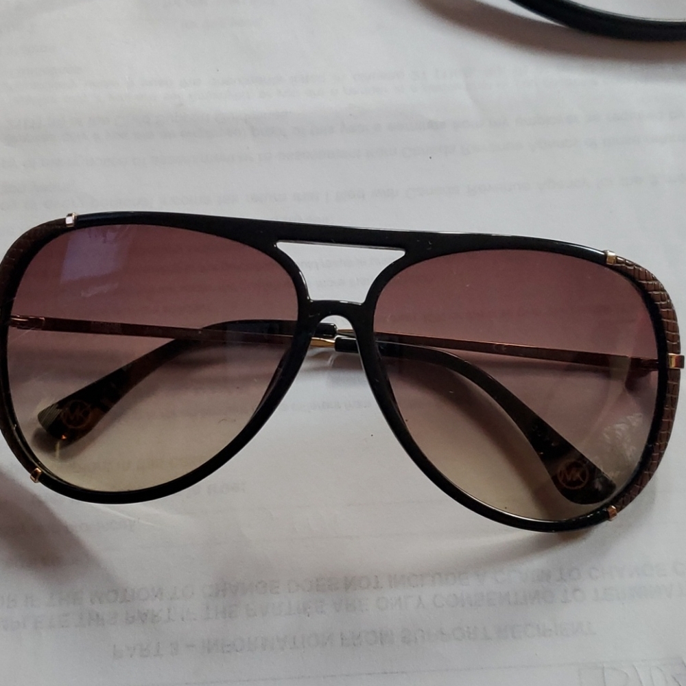 MK sunglasses ( Julia)